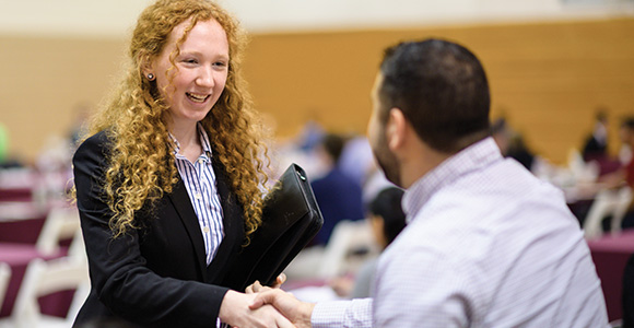 Femail student at the Stevvens Career Fair